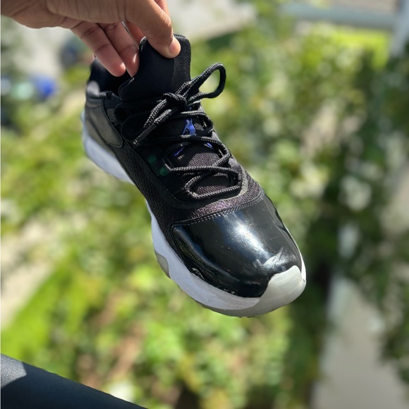 2022 Air Jordan 11 CMFT Low “Space Jam” - Picture 8 of 14